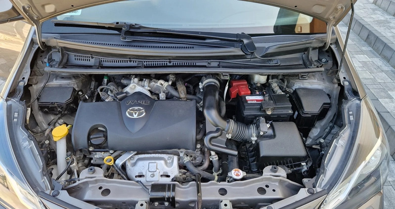 Toyota Yaris cena 53900 przebieg: 98000, rok produkcji 2020 z Toruń małe 232